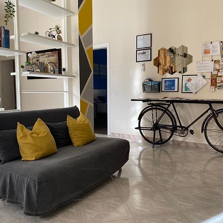 In Rome In Love In Bike المظهر الخارجي الصورة