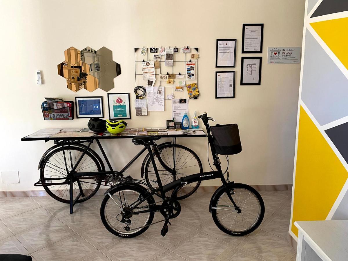 In Rome In Love In Bike المظهر الخارجي الصورة